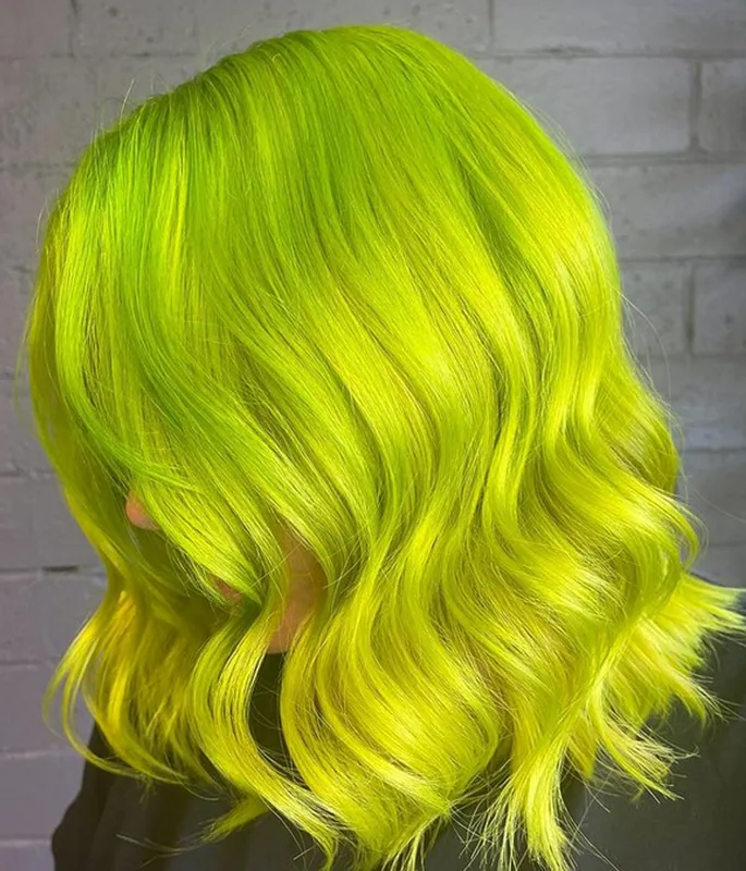 Capelli tinti con Crazy Color N. 77 Caution UV, foto dalla community Crazy Color