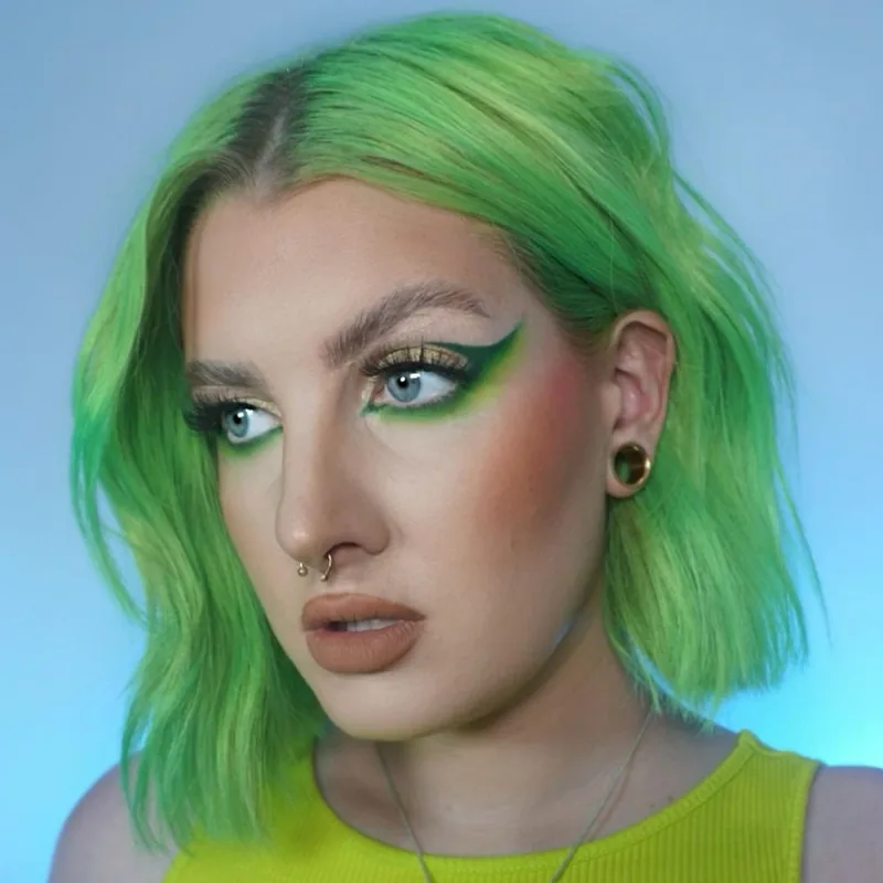 Capelli tinti con Crazy Color N. 79 Toxic UV, foto dalla community Crazy Color